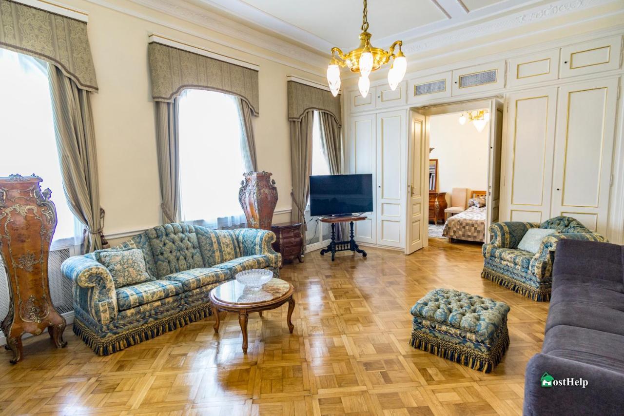 Villa With Hot-Tub, Terrace And Garden, Wenceslass Square Πράγα Εξωτερικό φωτογραφία