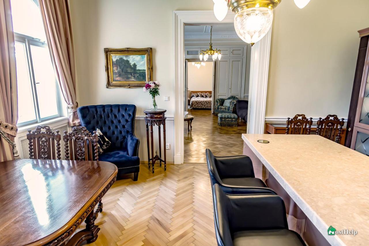 Villa With Hot-Tub, Terrace And Garden, Wenceslass Square Πράγα Εξωτερικό φωτογραφία