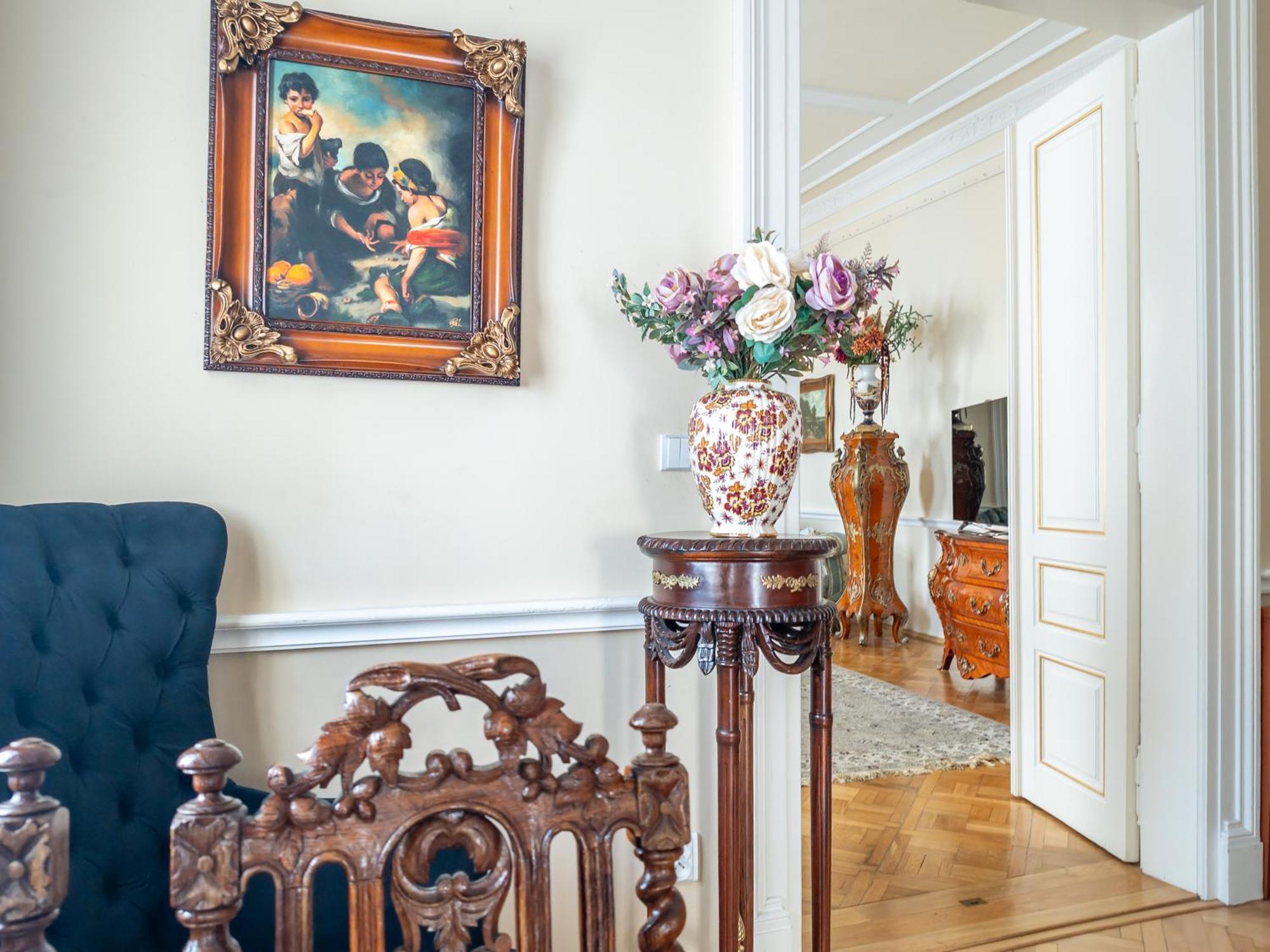 Villa With Hot-Tub, Terrace And Garden, Wenceslass Square Πράγα Εξωτερικό φωτογραφία