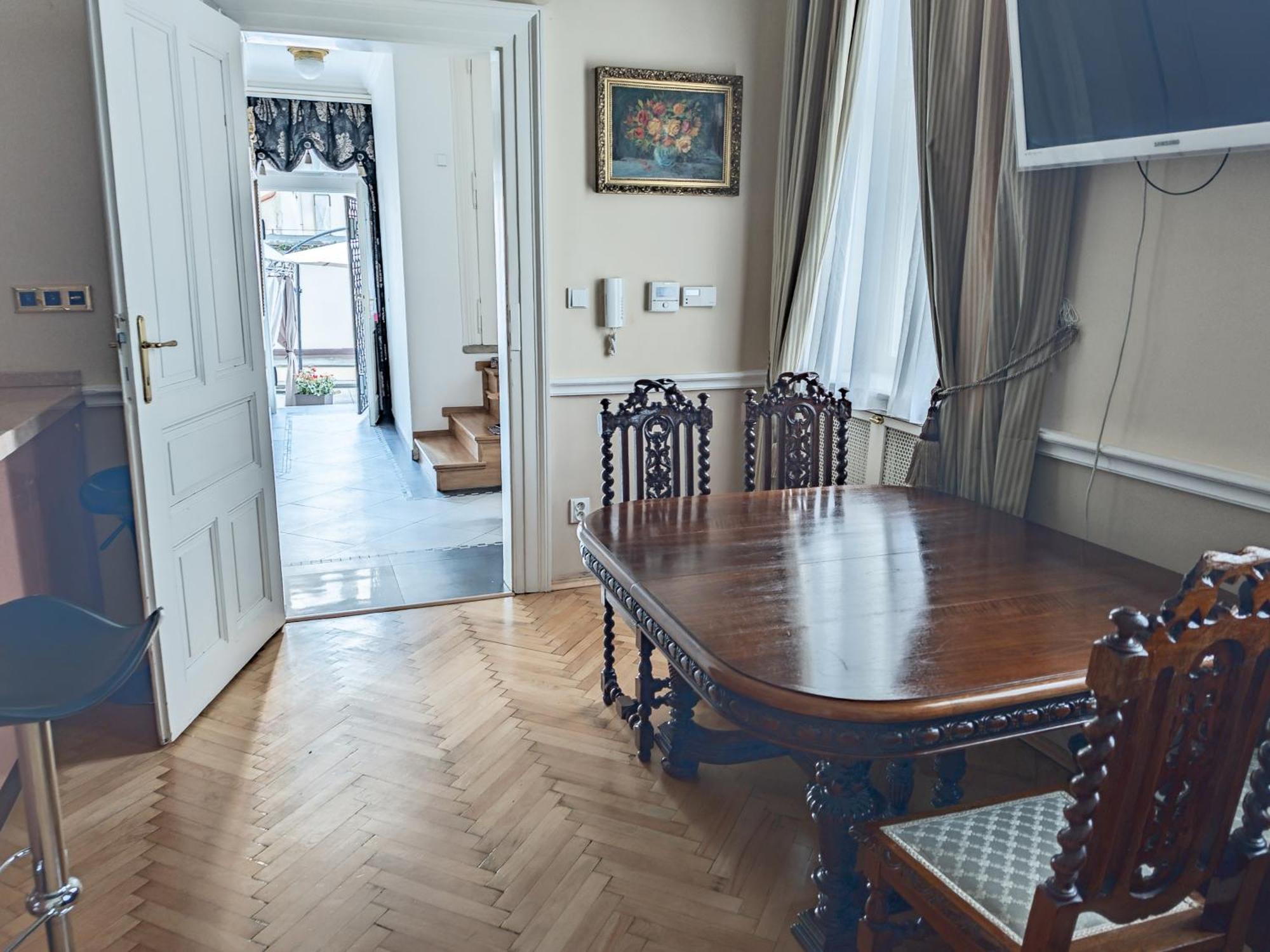 Villa With Hot-Tub, Terrace And Garden, Wenceslass Square Πράγα Εξωτερικό φωτογραφία