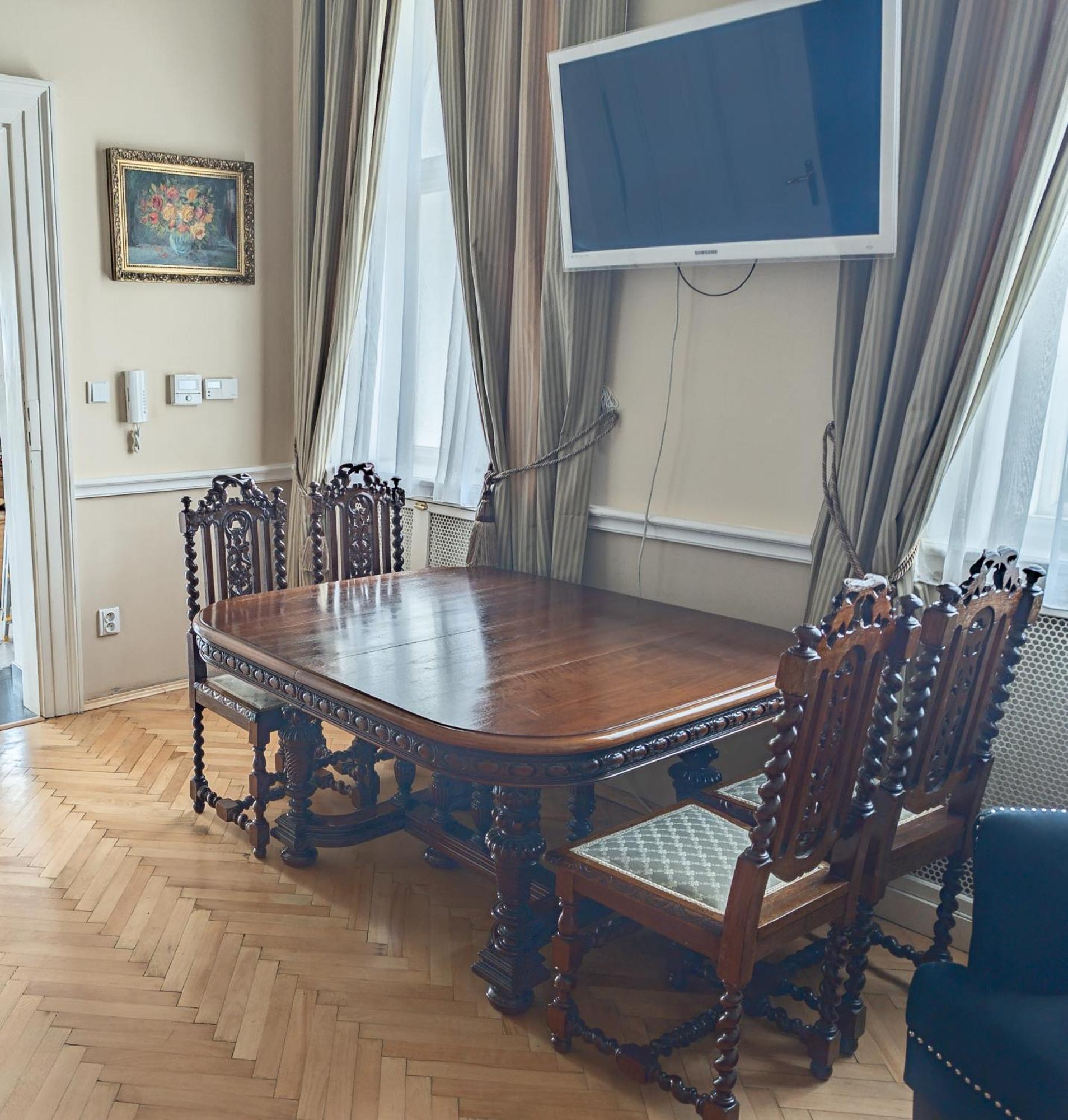 Villa With Hot-Tub, Terrace And Garden, Wenceslass Square Πράγα Εξωτερικό φωτογραφία